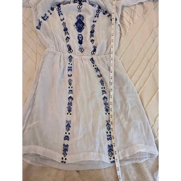 Parker Casual Off-Shoulder Mini Dress w/ White & Blue Geometric Beading - Picture 6 of 6